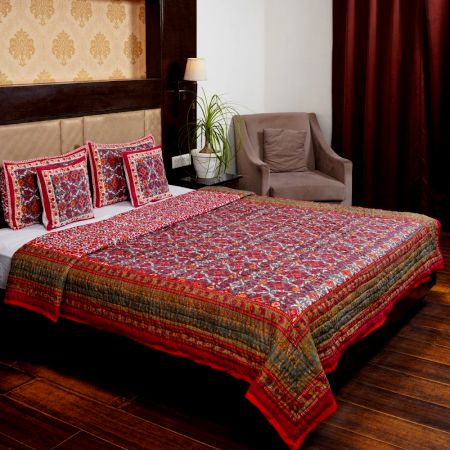 Vintage Rose Jaipuri Quilt